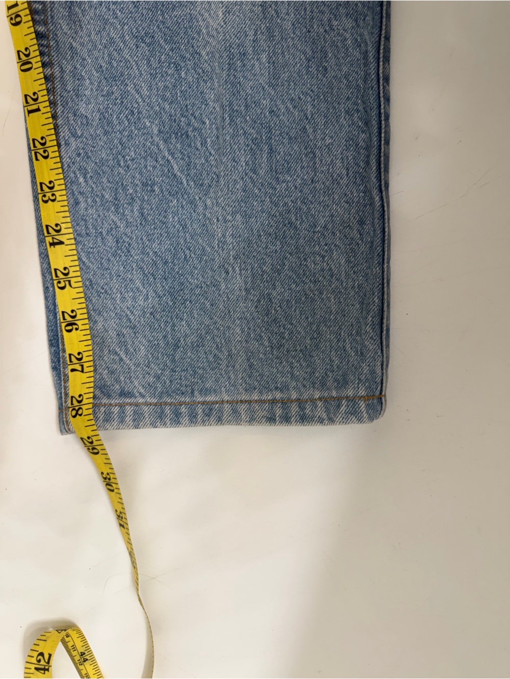 Vintage Levi’s 550 Made in USA Jeans Light Wash 32x32 Relaxed Fit 90s - Picture 11 of 12